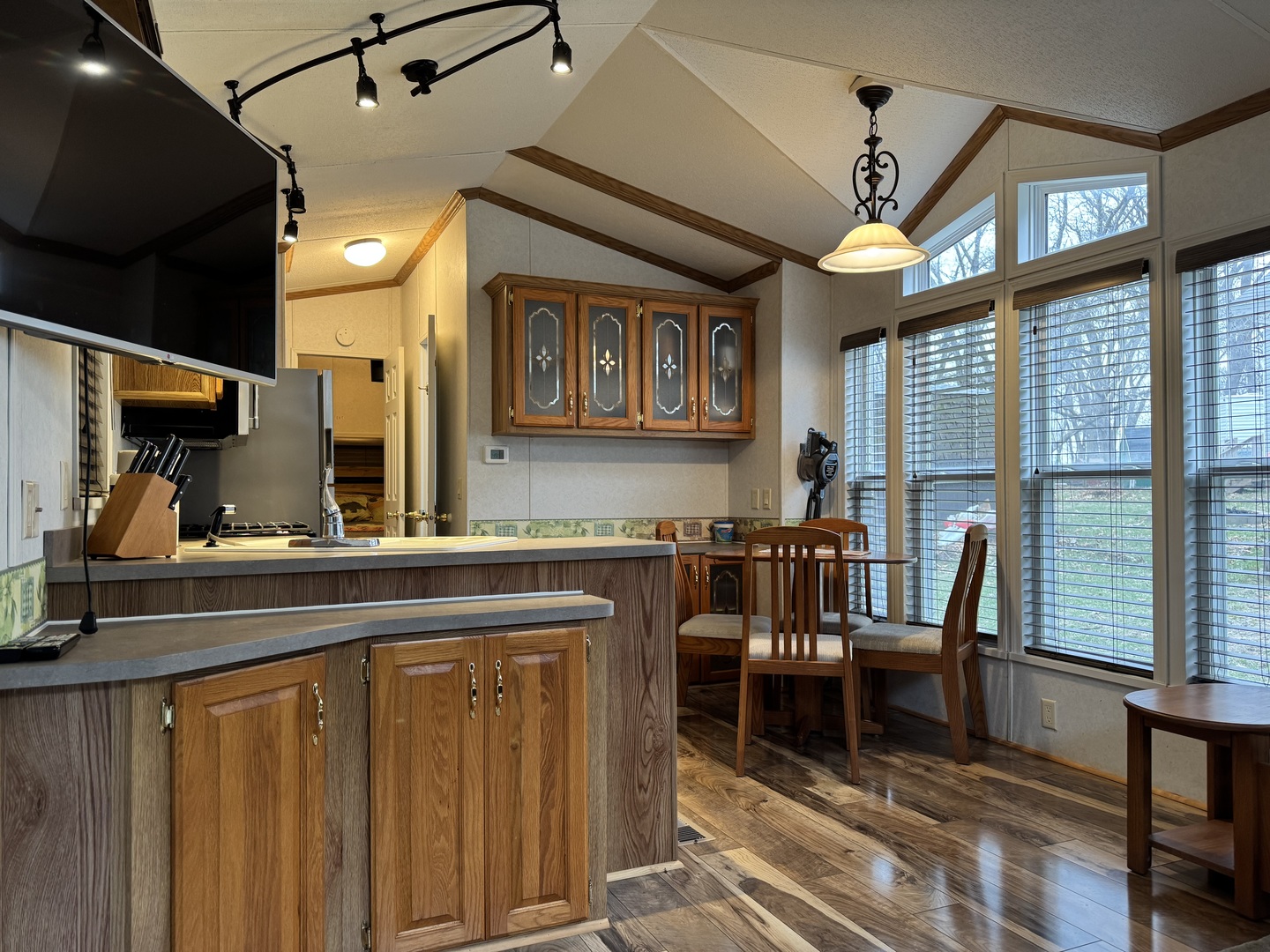 17-185 Woodhaven Lakes, Sublette, IL 61367