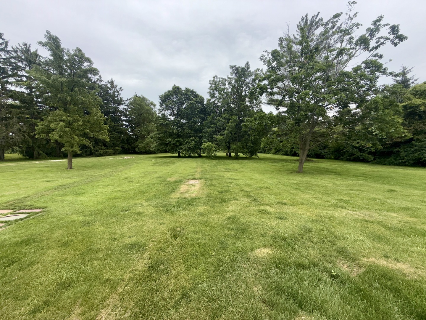 1270 Benson Lane, Green Oaks, IL 60048