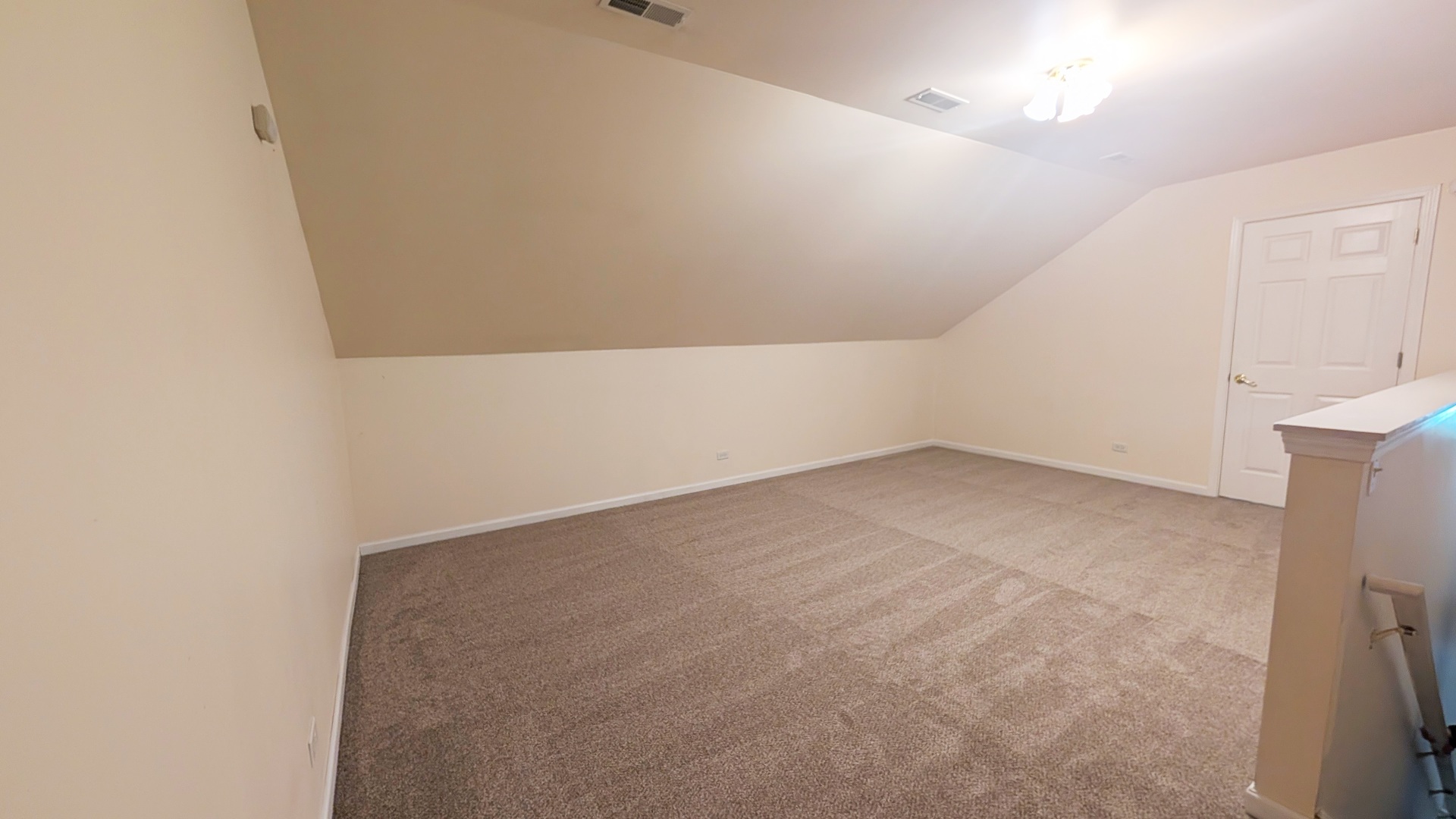 833 HAVENSHIRE Road #833, Naperville, IL 60565