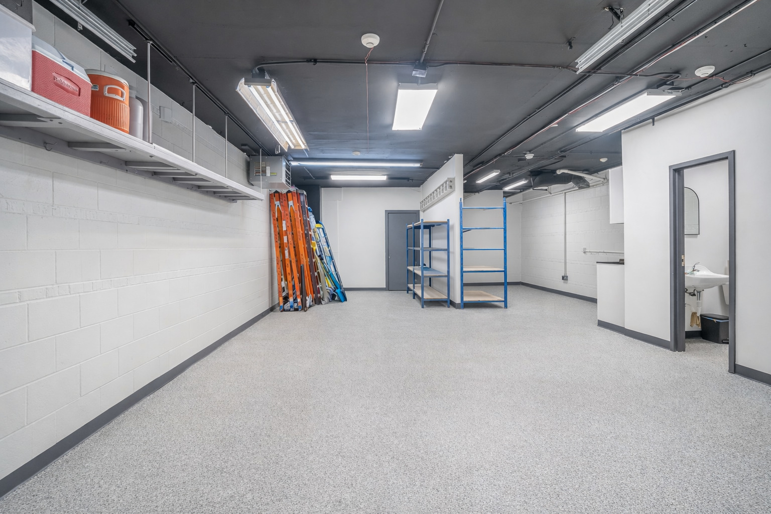 837 Mannheim Road, Bellwood, IL 60104