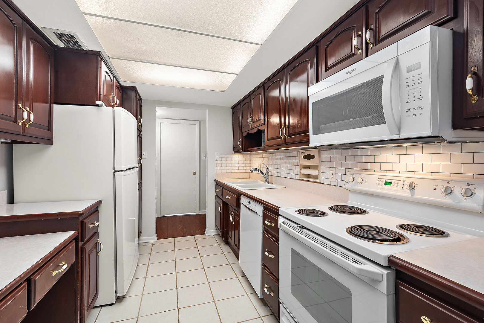 3001 Heritage Drive #106, Joliet, IL 60435