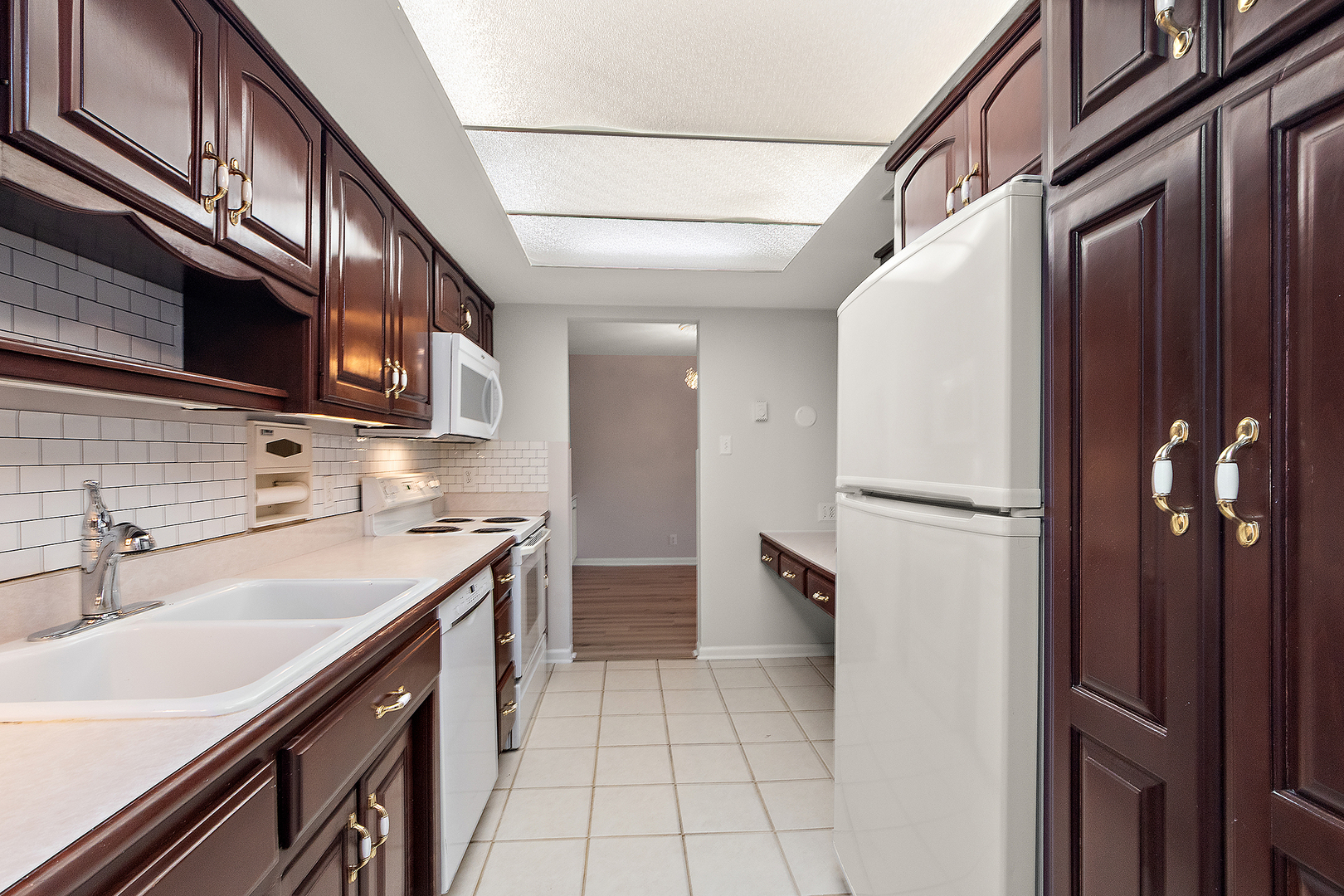 3001 Heritage Drive #106, Joliet, IL 60435