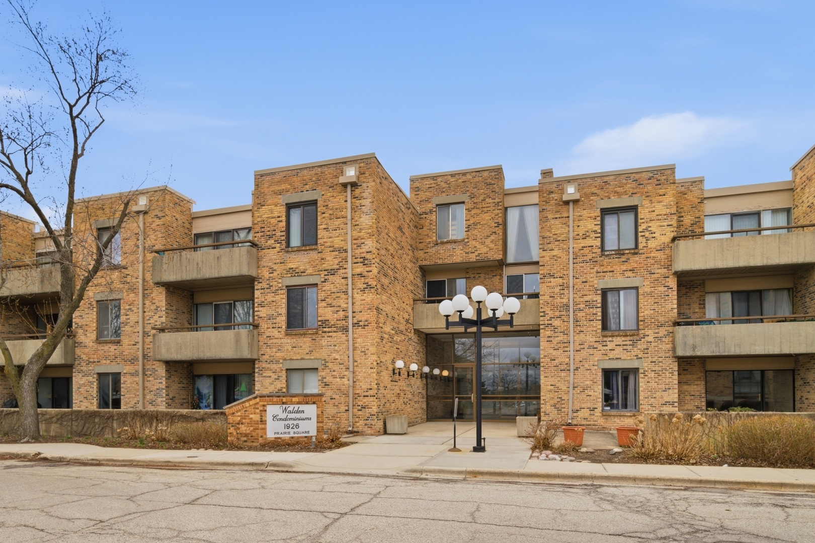 1926 Prairie Square #313, Schaumburg, IL 60173