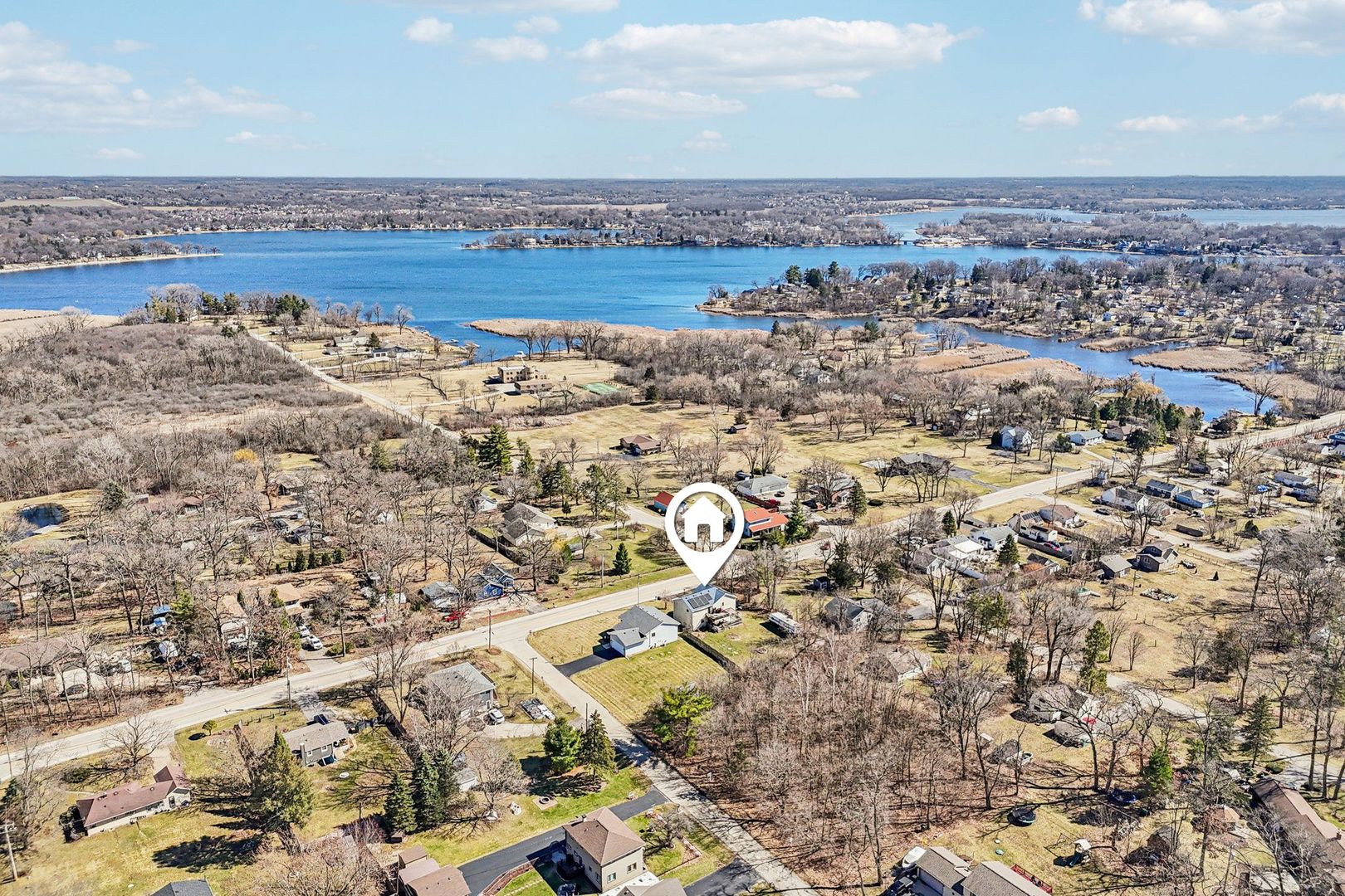 43144 N Lake Avenue, Antioch, IL 60002