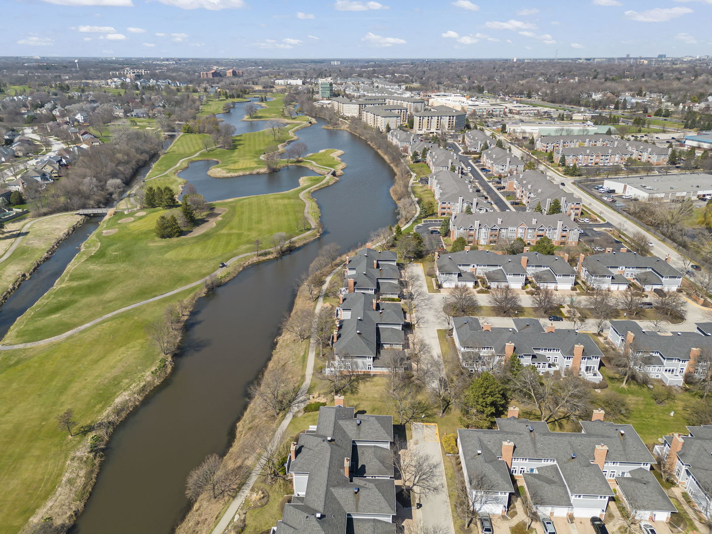 17 Mashie Court, Woodridge, IL 60517