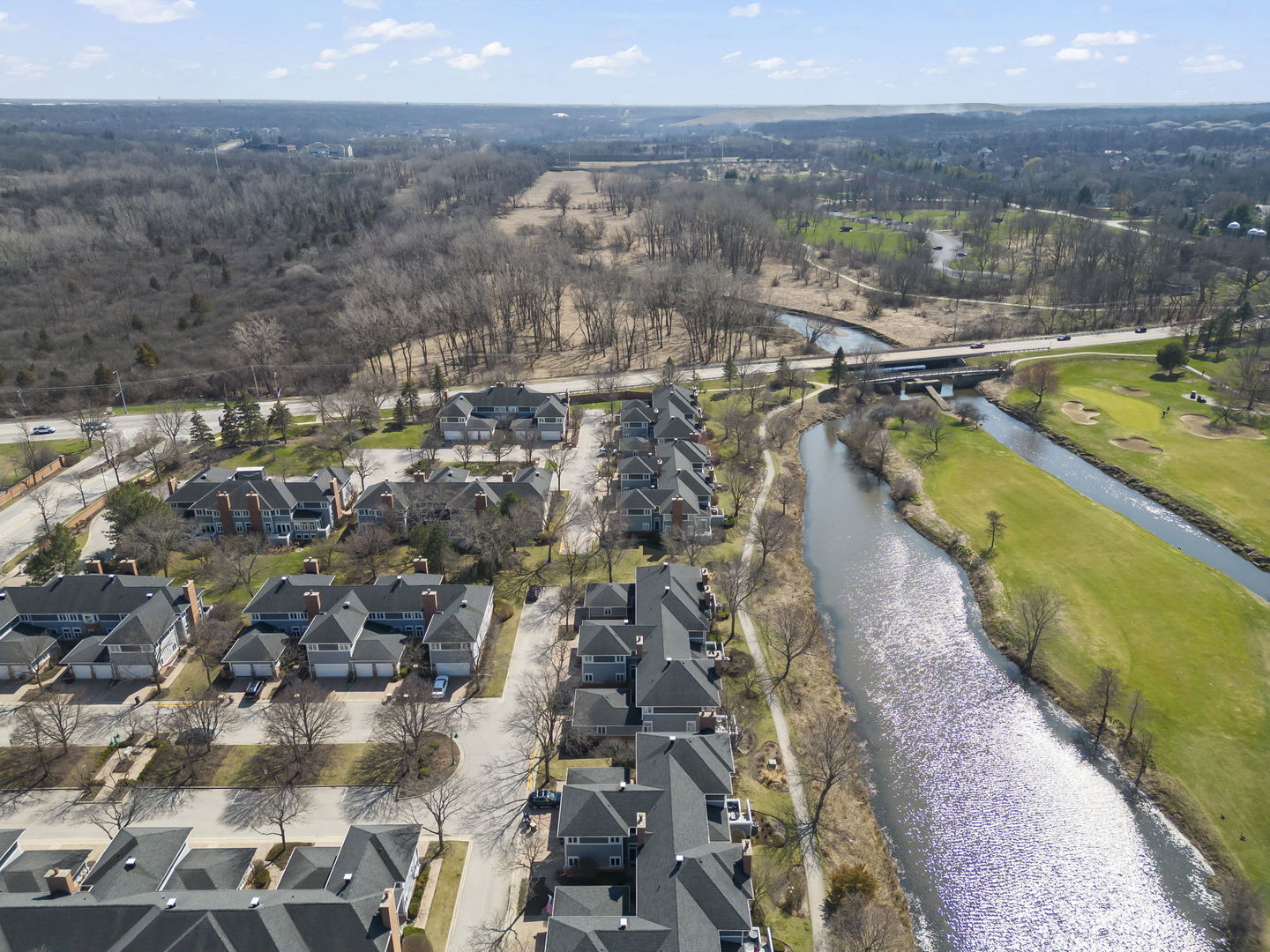 17 Mashie Court, Woodridge, IL 60517