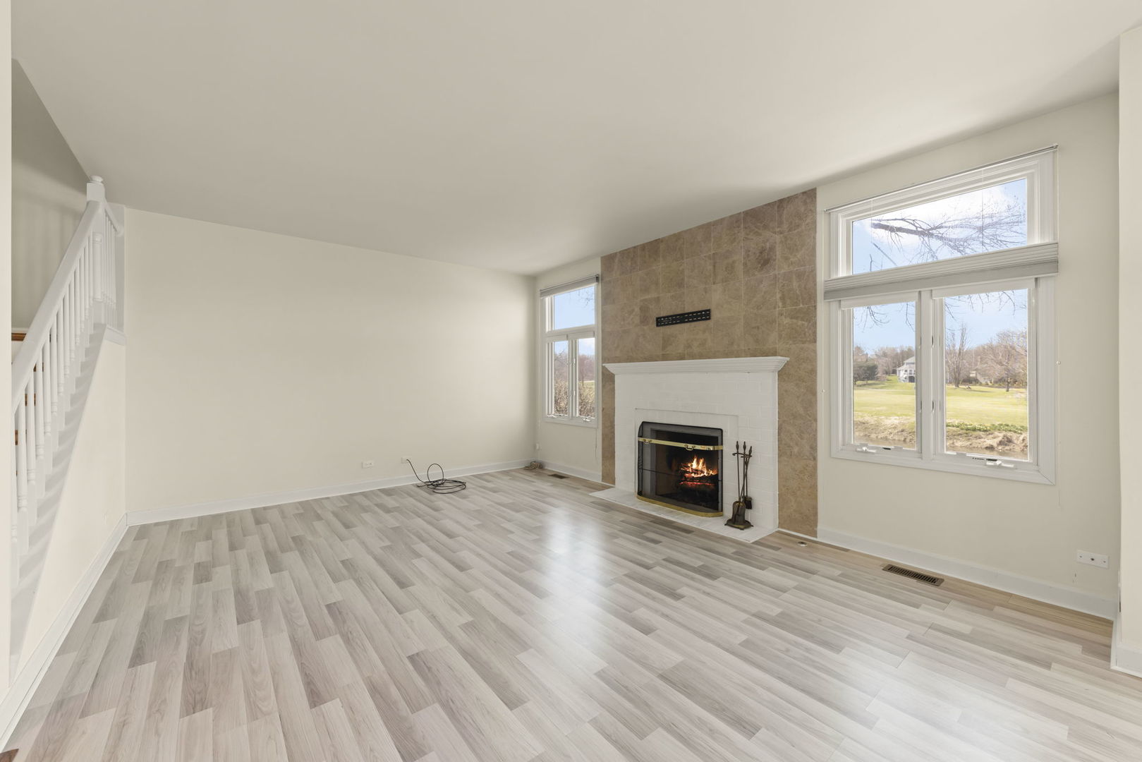 17 Mashie Court, Woodridge, IL 60517