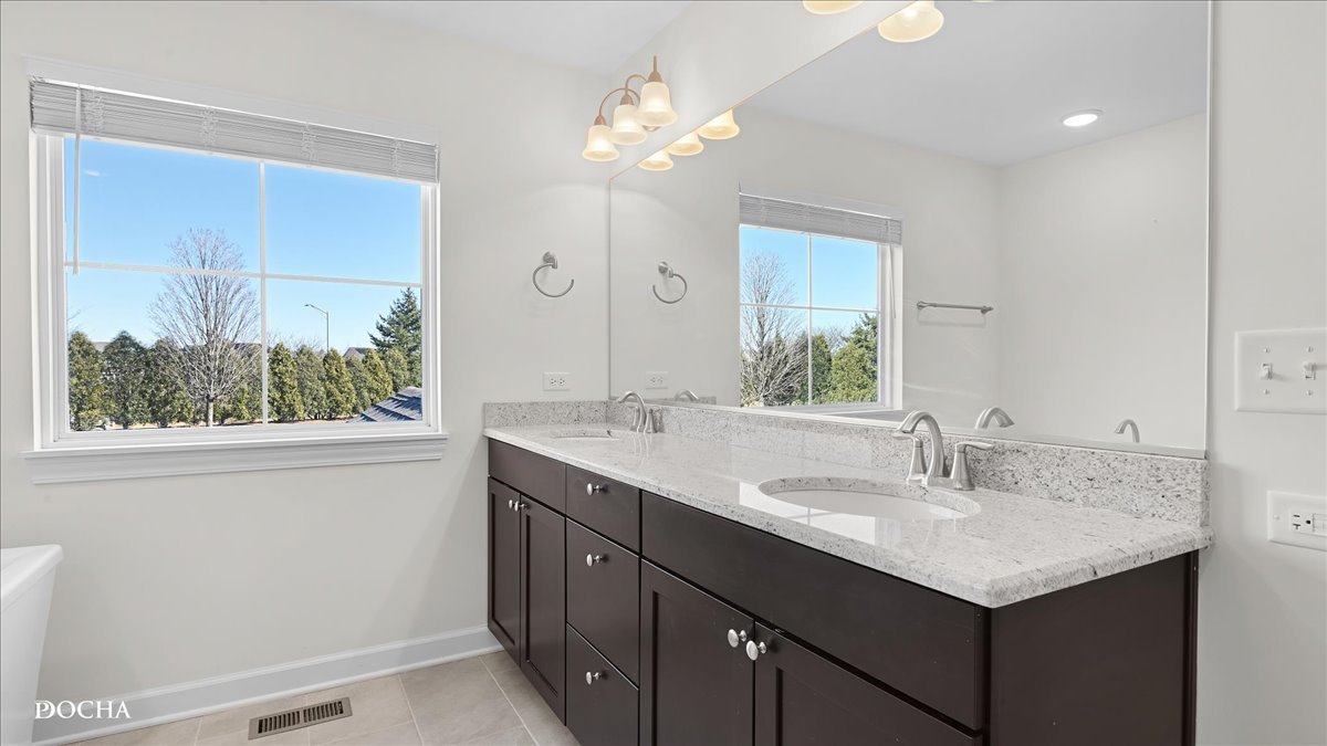 5020 Christa Court, Naperville, IL 60564