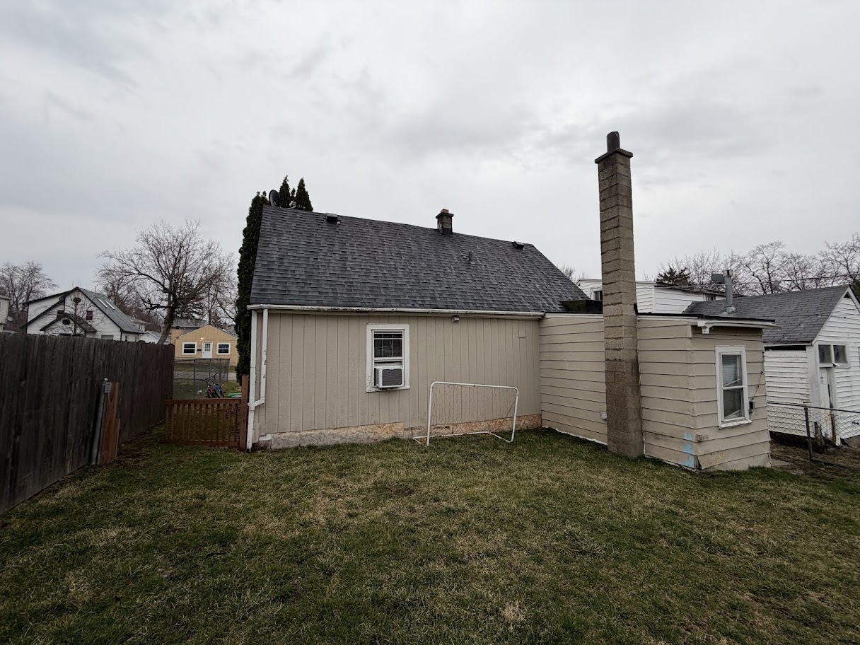 322 Bellevue Drive, Round Lake Park, IL 60073