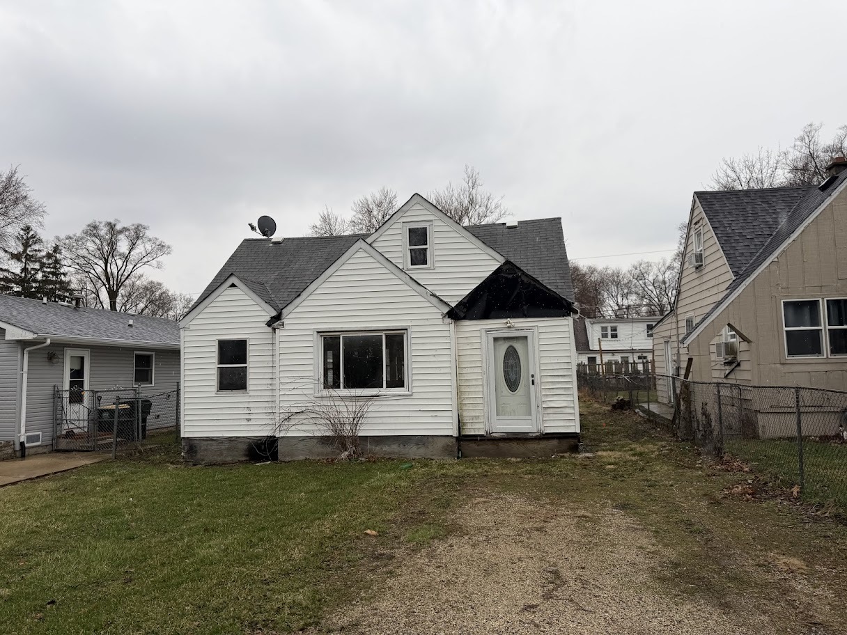 322 Bellevue Drive, Round Lake Park, IL 60073