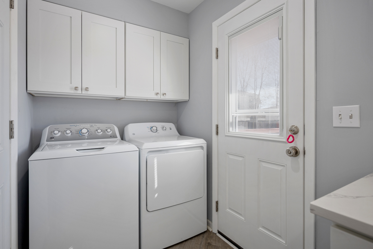 1241 Aspen Lane, Elk Grove Village, IL 60007