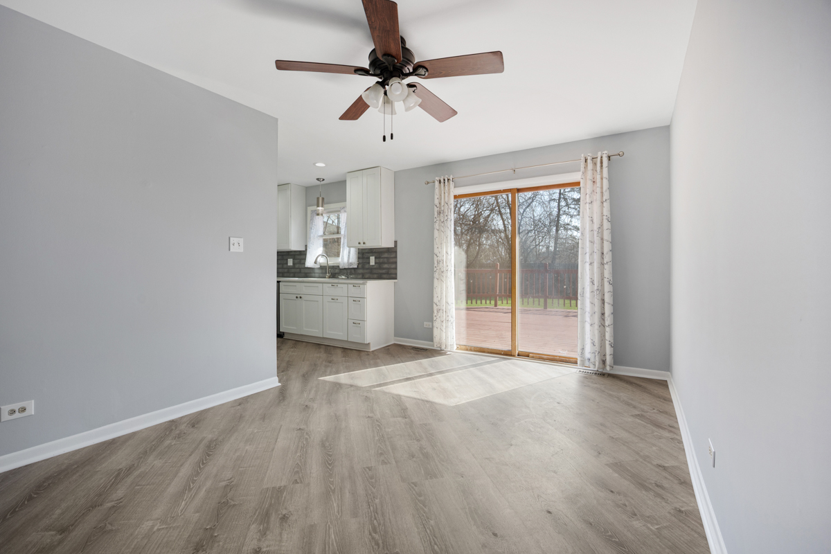 1241 Aspen Lane, Elk Grove Village, IL 60007