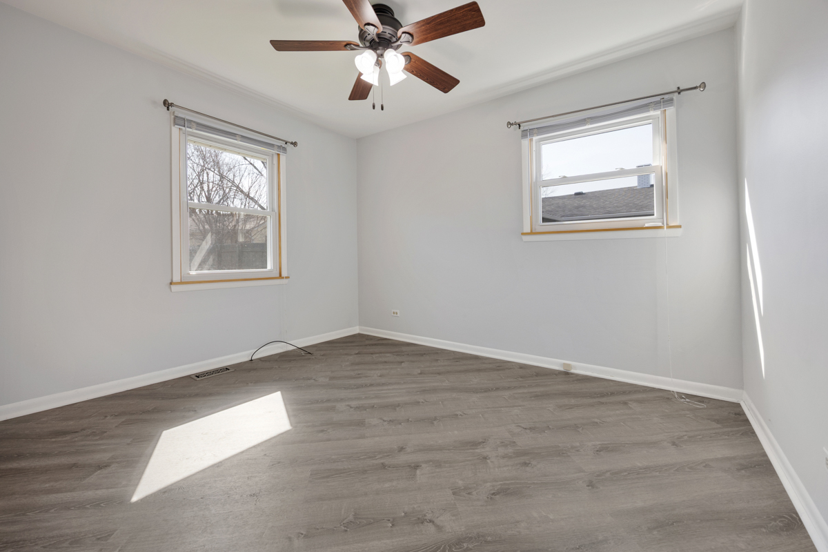 1241 Aspen Lane, Elk Grove Village, IL 60007