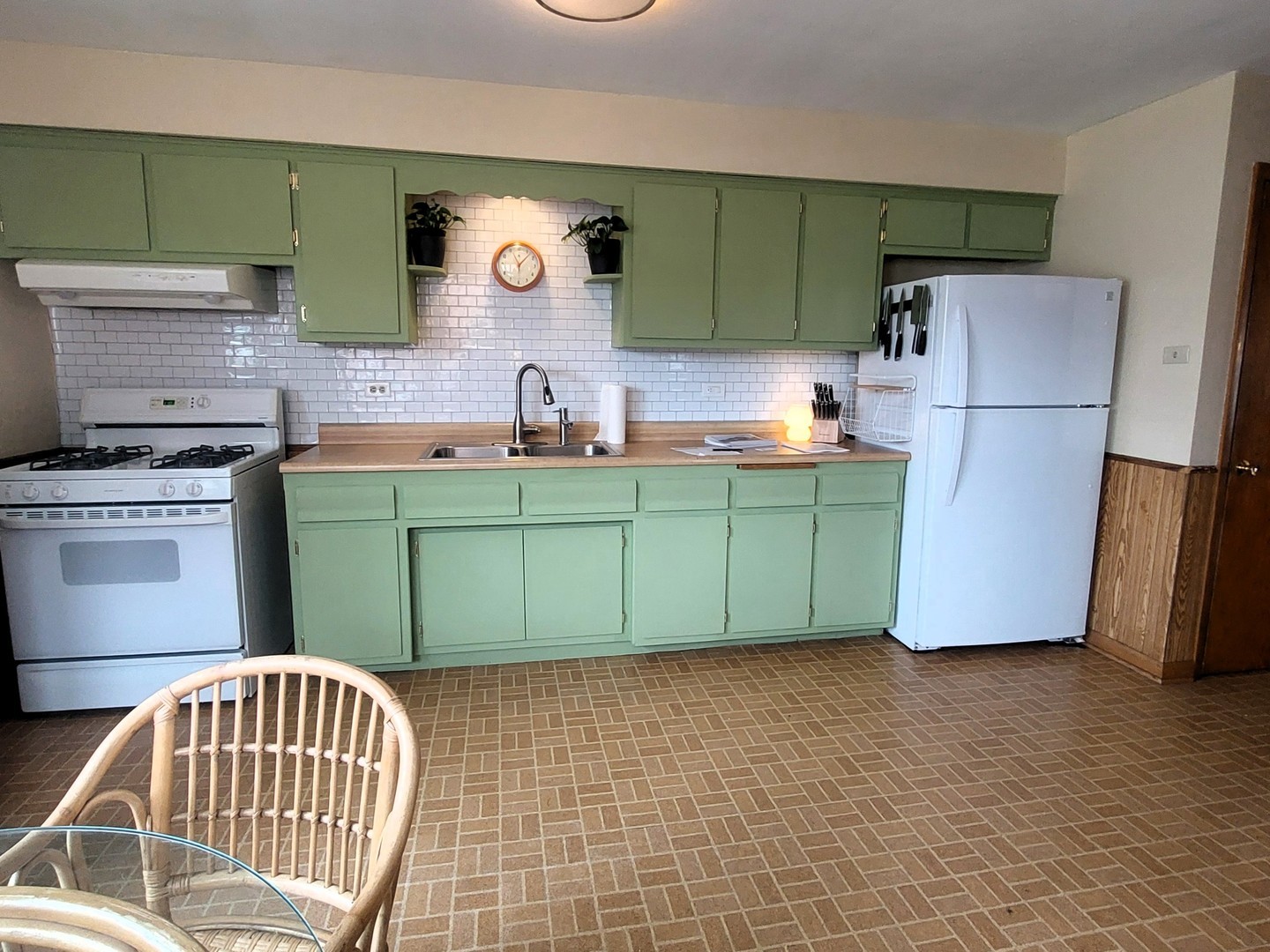 10824 Laporte Avenue, Oak Lawn, IL 60453