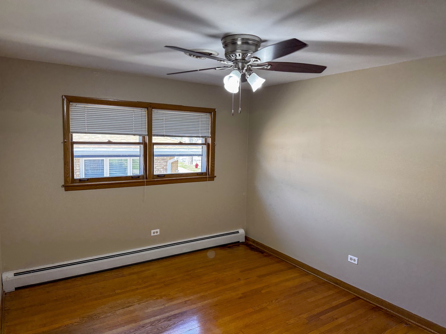 10824 Laporte Avenue, Oak Lawn, IL 60453