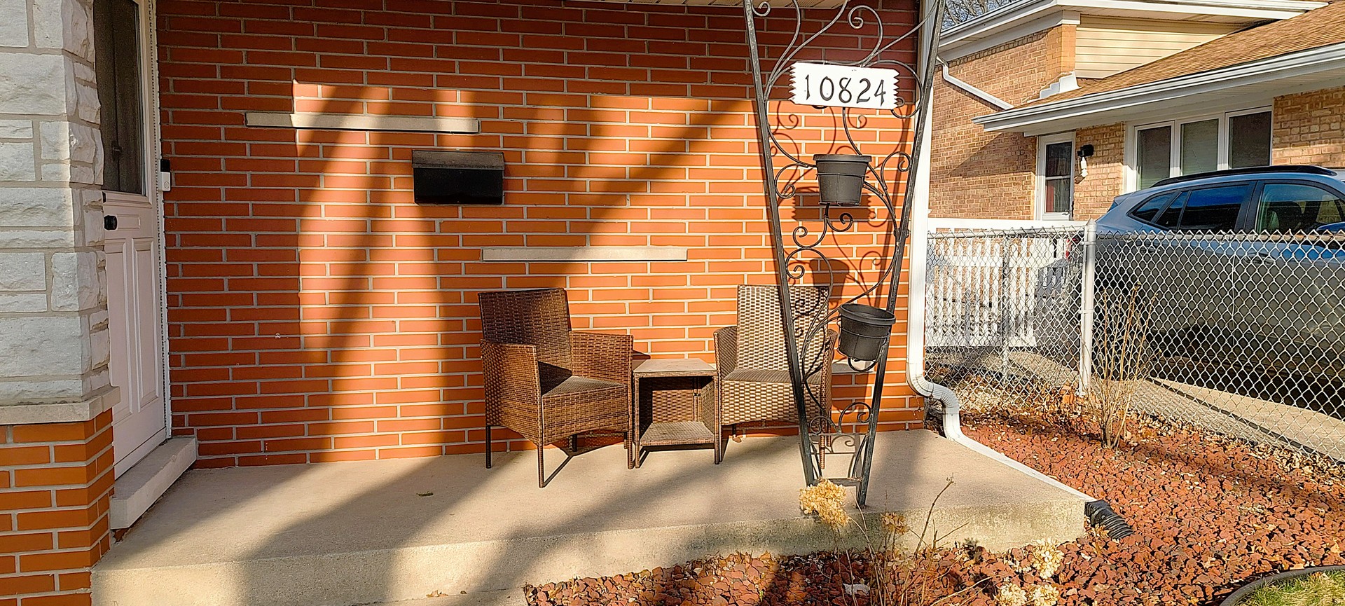 10824 Laporte Avenue, Oak Lawn, IL 60453