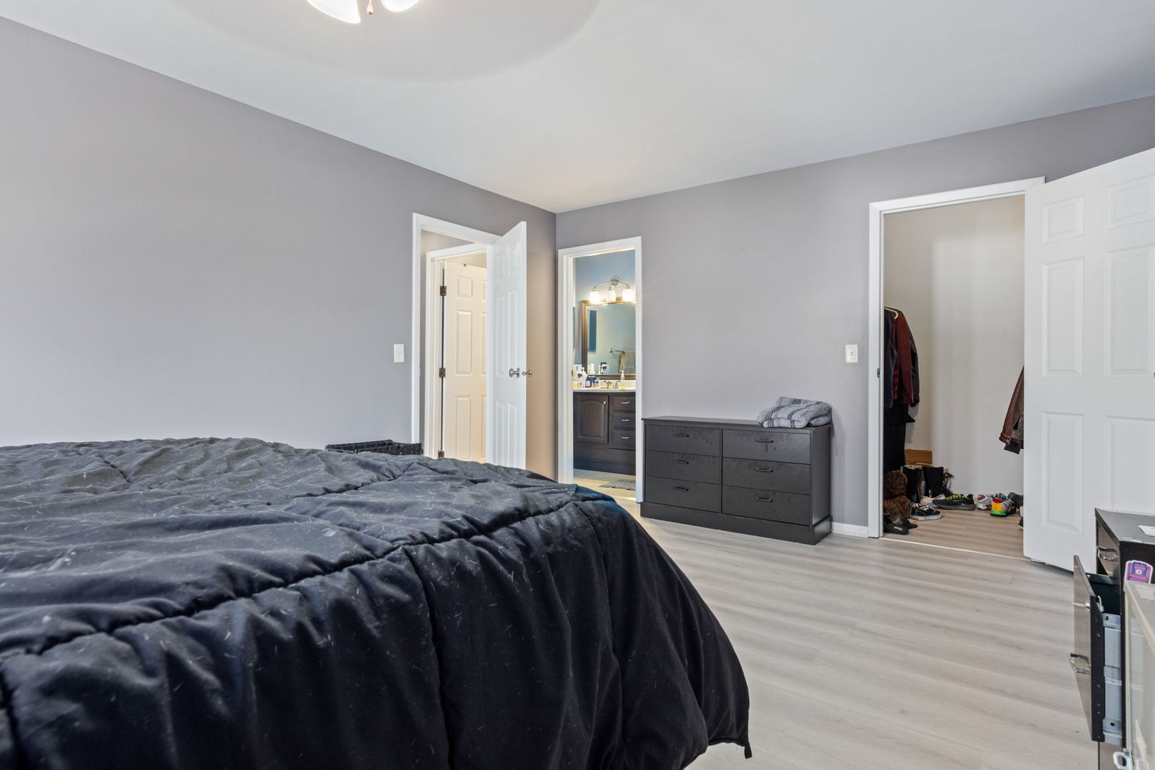 1055 HAMPTON HARBOR Harbor #1055, Schaumburg, IL 60193