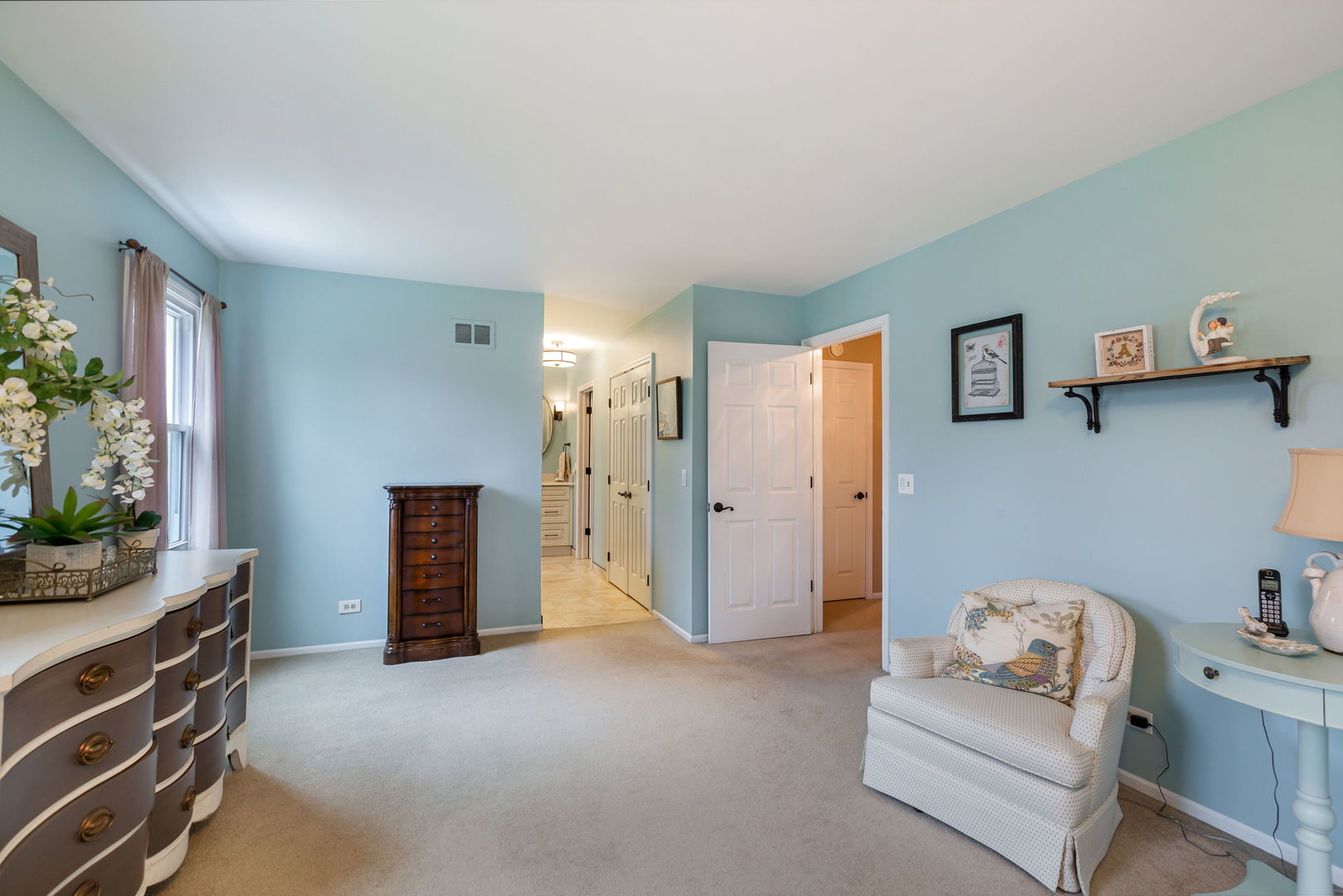 803 Willow Hills Lane, Prospect Heights, IL 60070