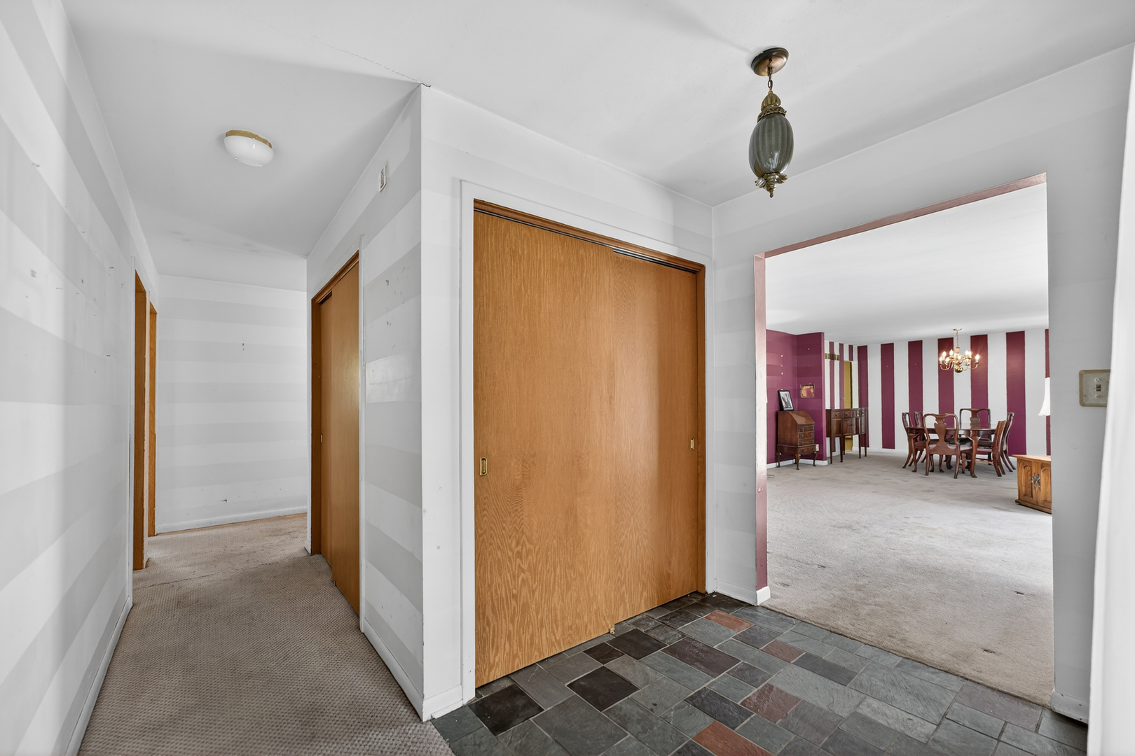 103 Stoney Creek Road, DeKalb, IL 60115