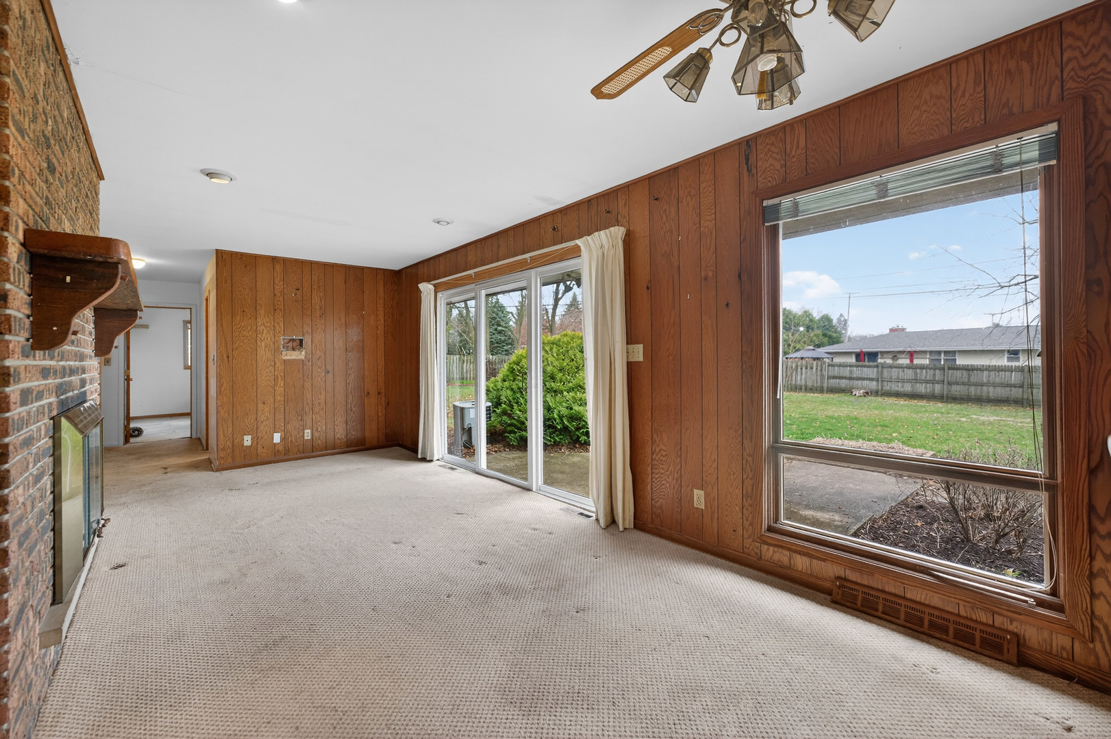 103 Stoney Creek Road, DeKalb, IL 60115