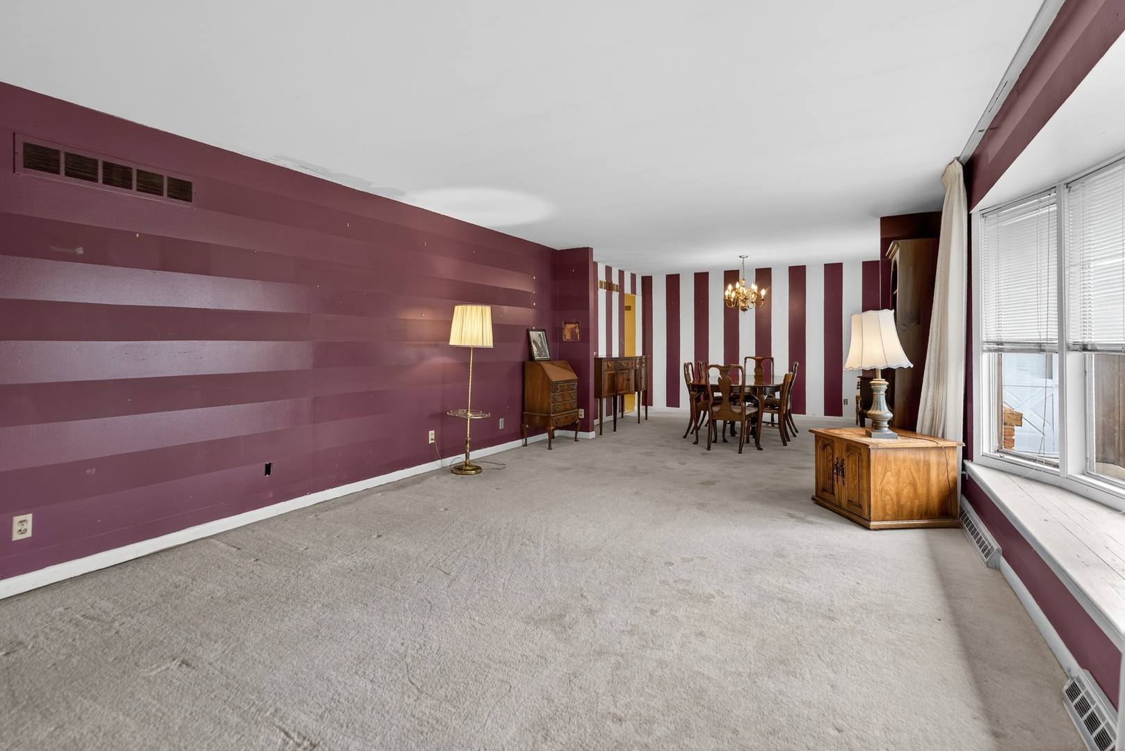 103 Stoney Creek Road, DeKalb, IL 60115