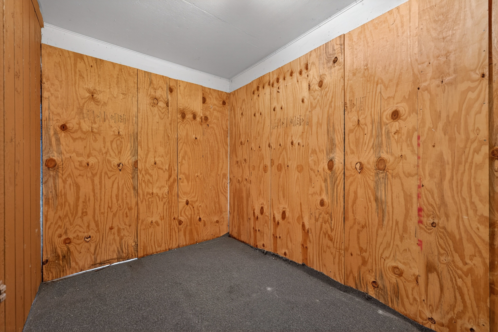 103 Stoney Creek Road, DeKalb, IL 60115