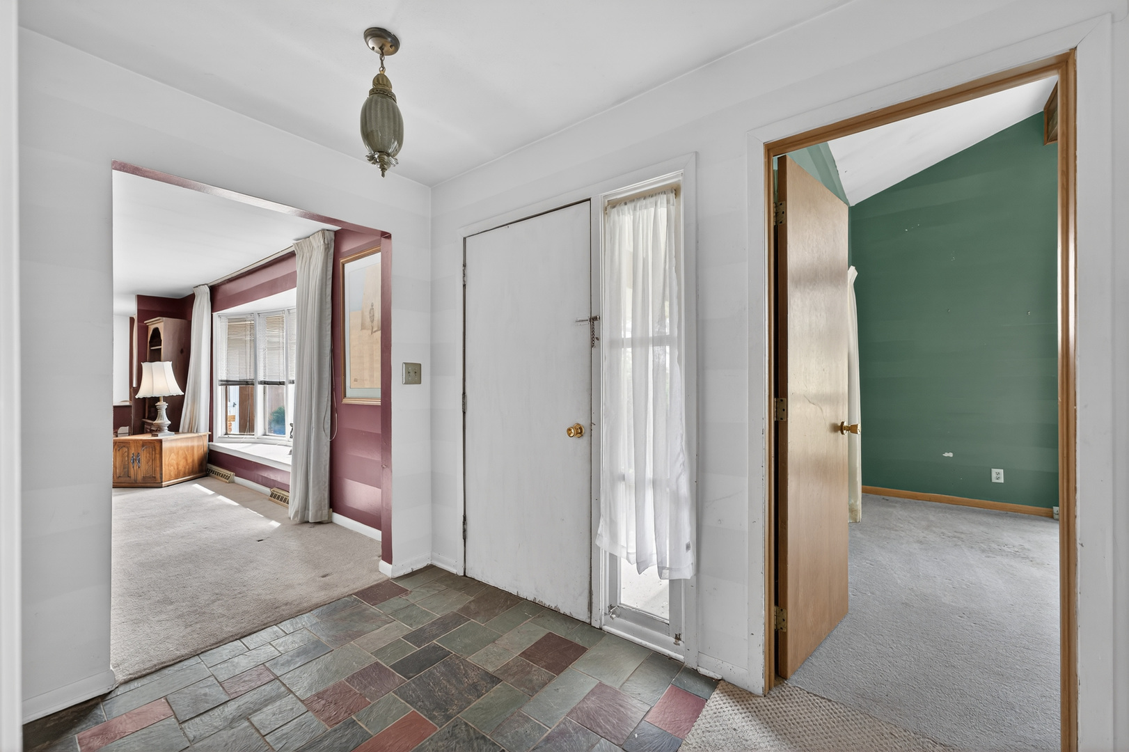 103 Stoney Creek Road, DeKalb, IL 60115