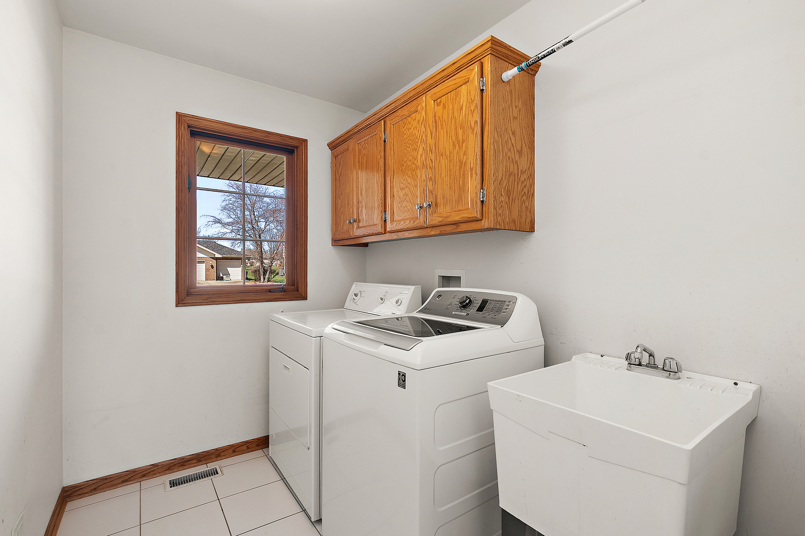 8819 Glenshire Street, Tinley Park, IL 60487