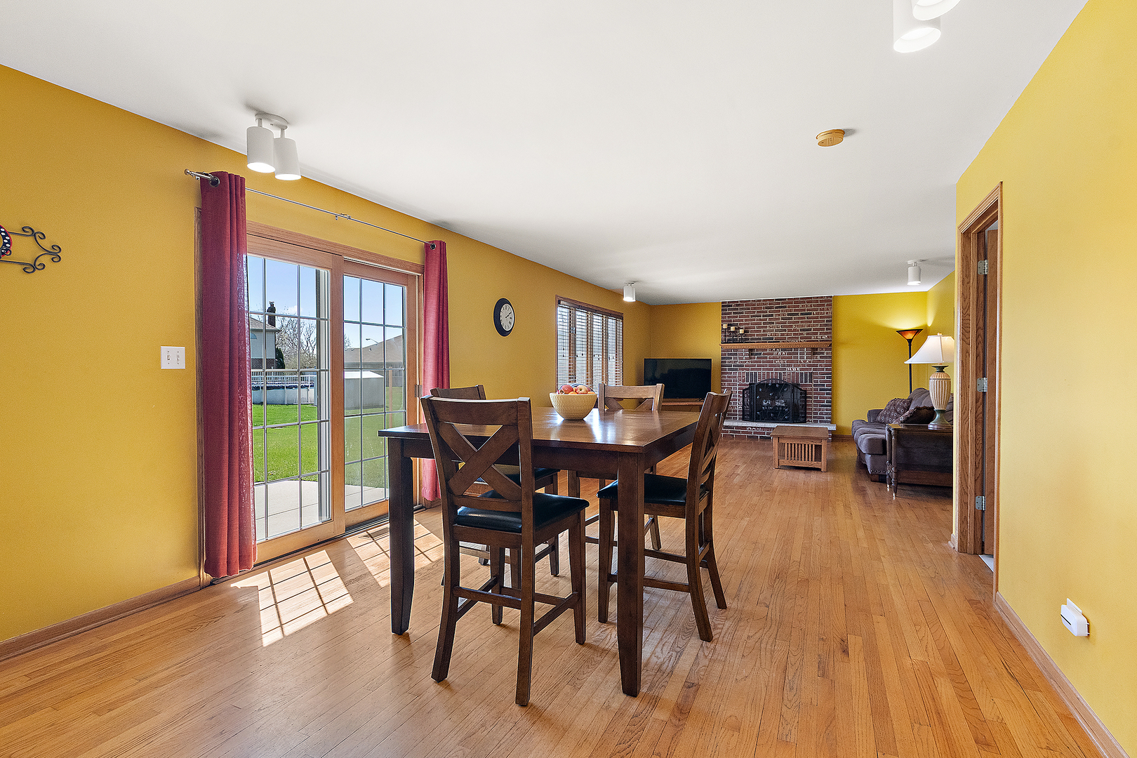 8819 Glenshire Street, Tinley Park, IL 60487