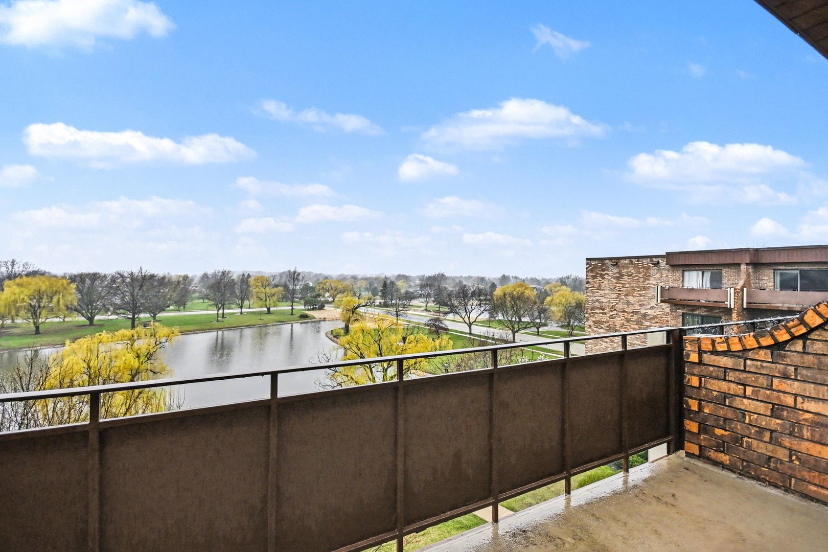 700 Wellington Avenue #504, Elk Grove Village, IL 60007