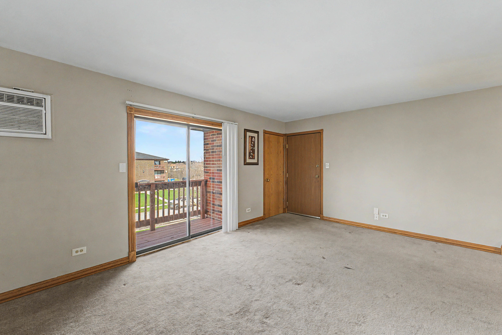 1003 Spruce Street #3B, Glendale Heights, IL 60139