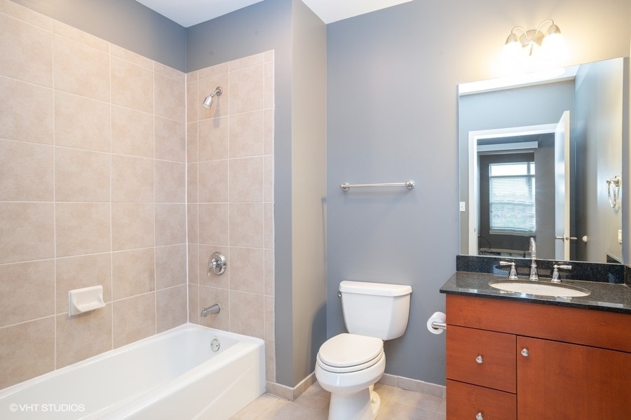 24 W Station Street #206W, Palatine, IL 60067