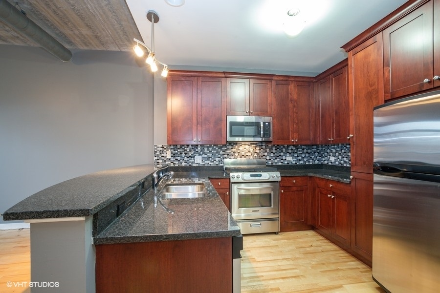 24 W Station Street #206W, Palatine, IL 60067