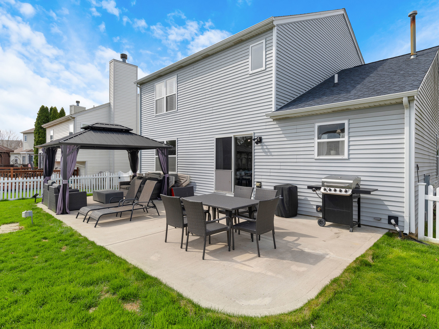 289 W Daisy Circle, Romeoville, IL 60446
