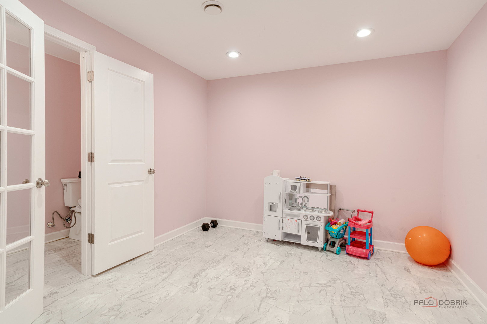 286 Belmont Drive, Lincolnshire, IL 60069