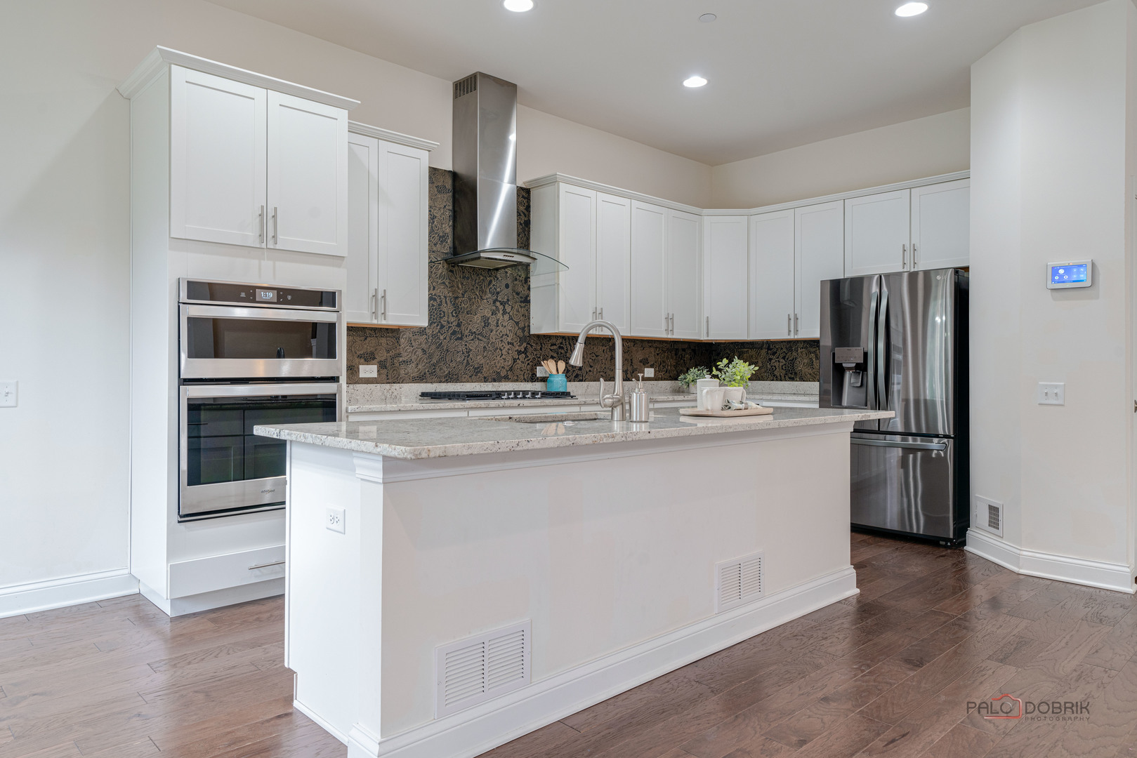 286 Belmont Drive, Lincolnshire, IL 60069