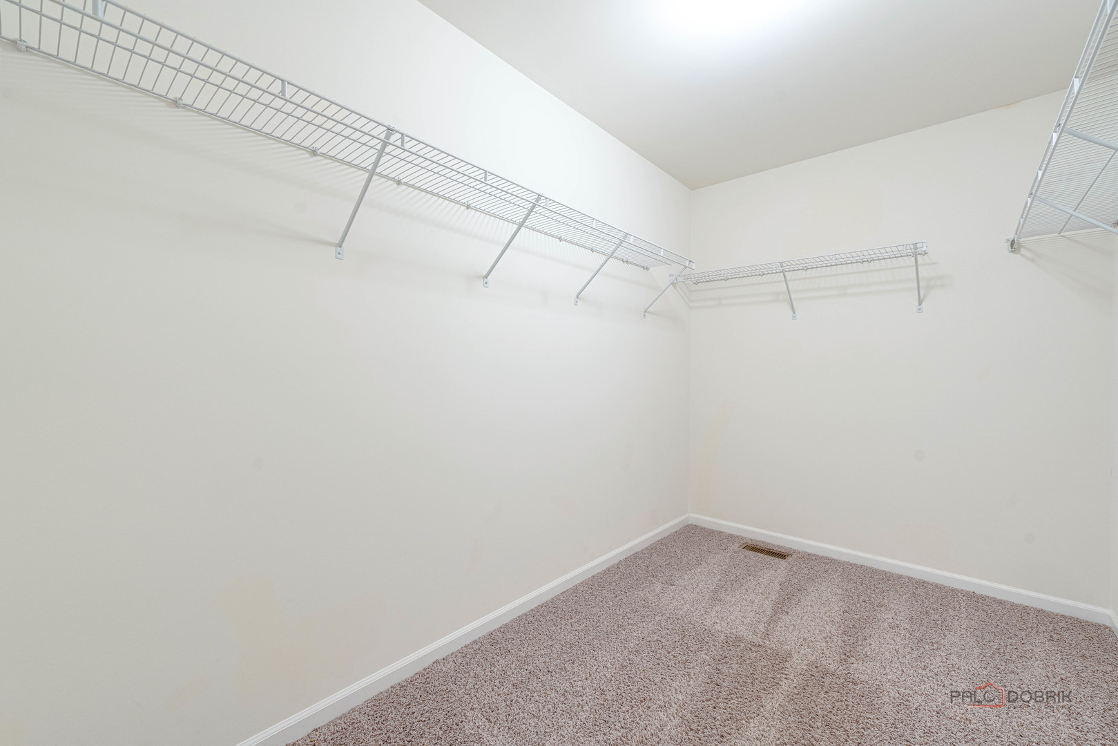 286 Belmont Drive, Lincolnshire, IL 60069