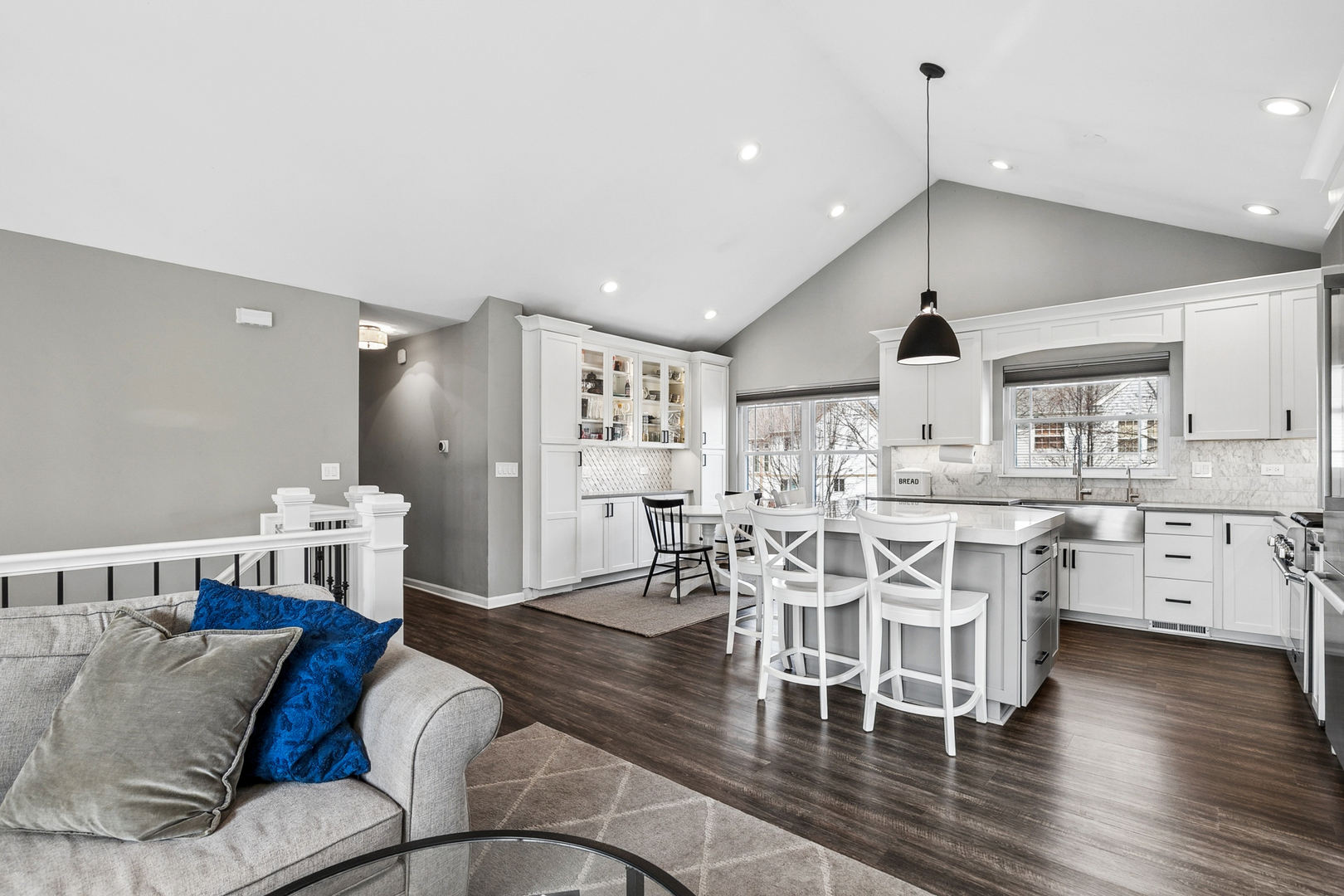 224 Penny Lane, Grayslake, IL 60030