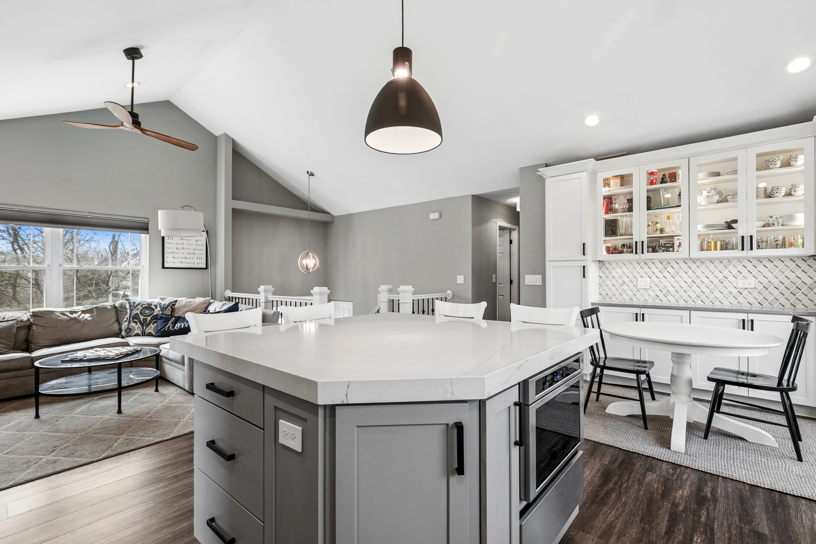 224 Penny Lane, Grayslake, IL 60030