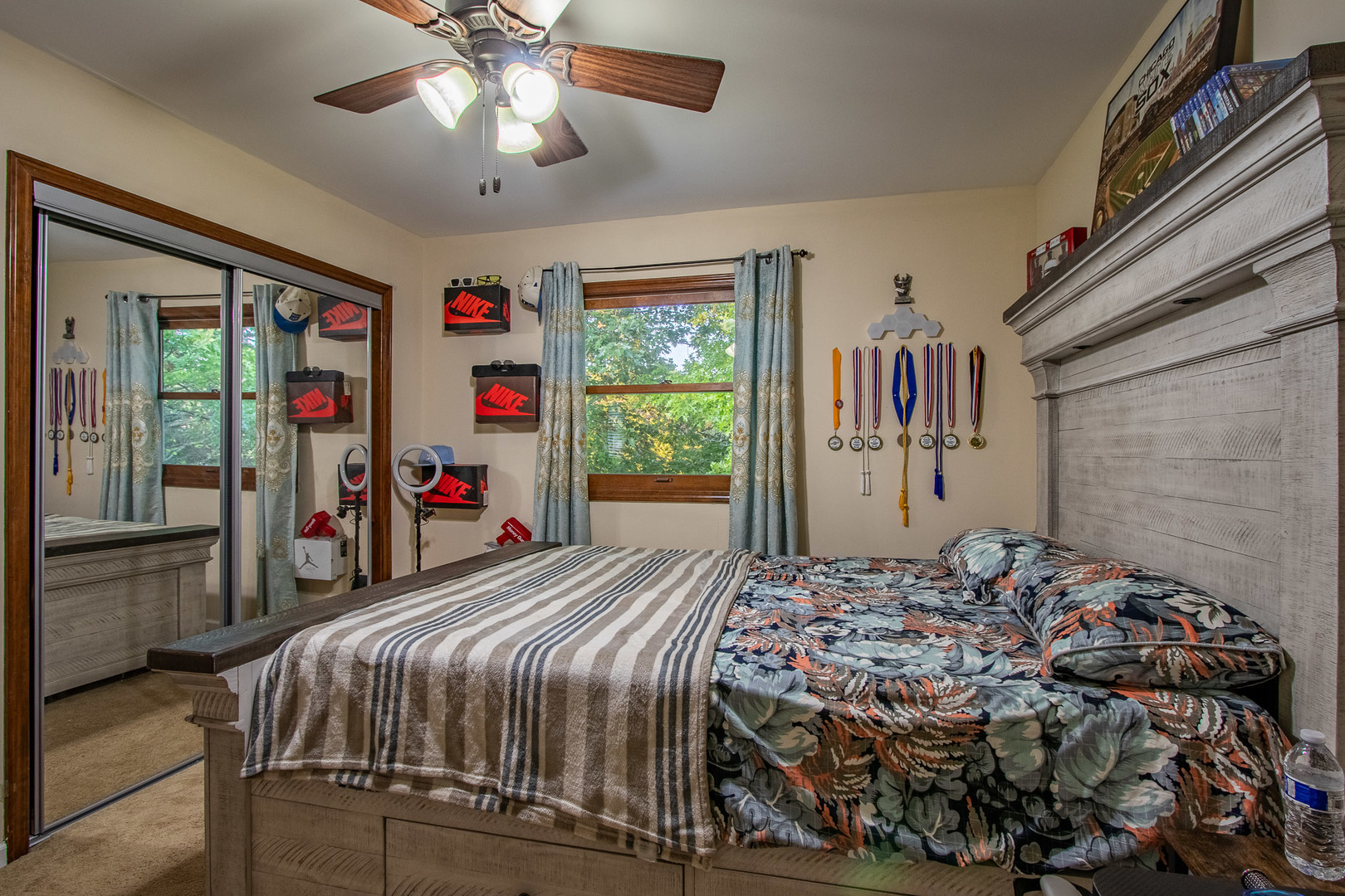 1201 Pinetree Lane, Bartlett, IL 60103