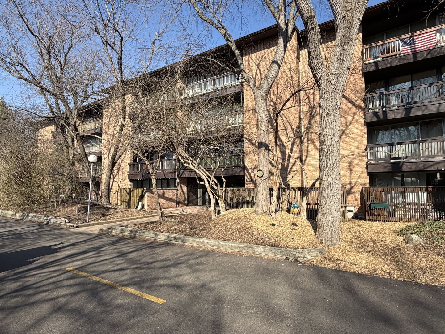5500 Hillcrest Lane #3A, Lisle, IL 60532