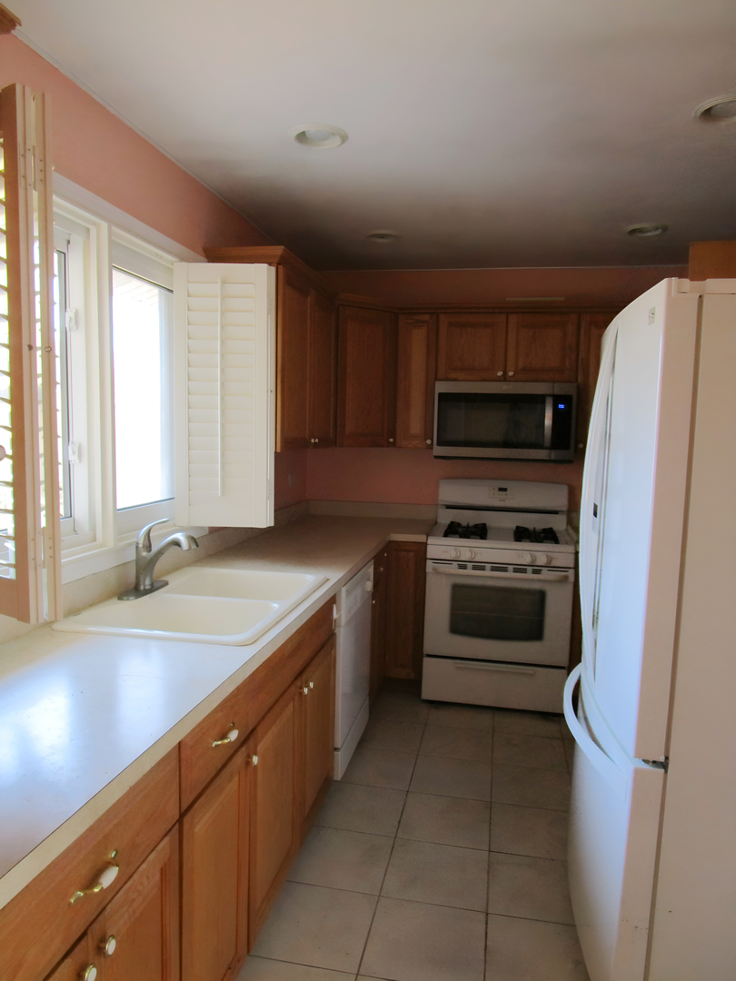 104 Oxford Place, Bloomingdale, IL 60108