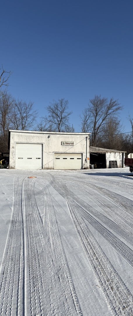 1031 IL Route 173 Highway, Antioch, IL 60002