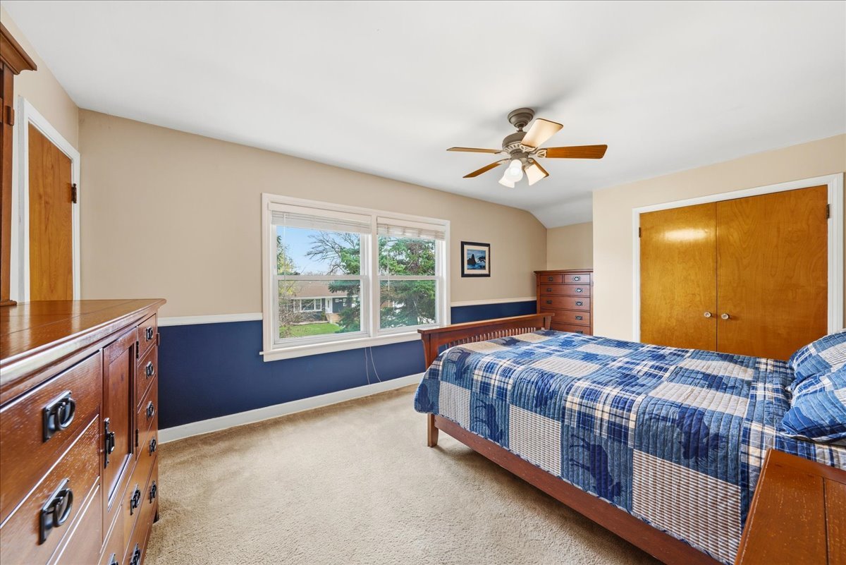 912 Hull Avenue, Westchester, IL 60154