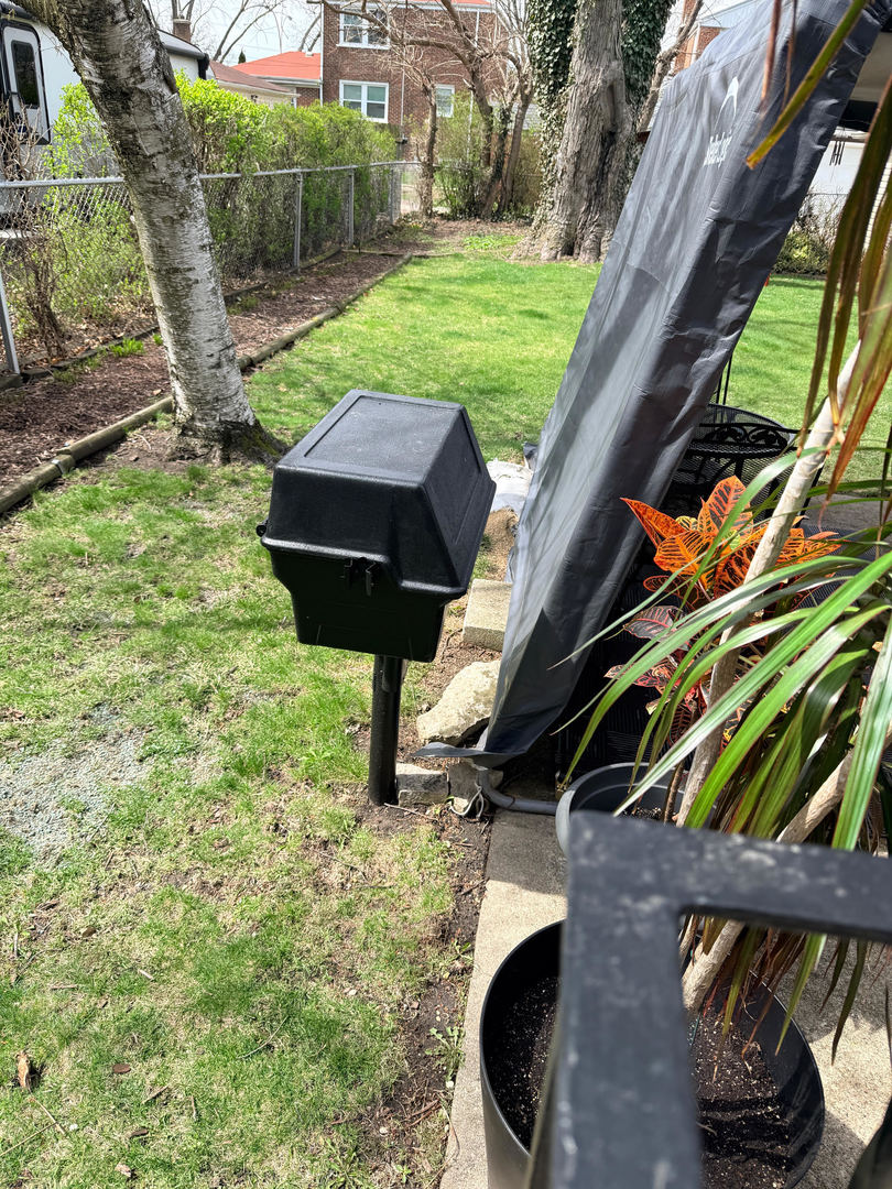 912 Hull Avenue, Westchester, IL 60154