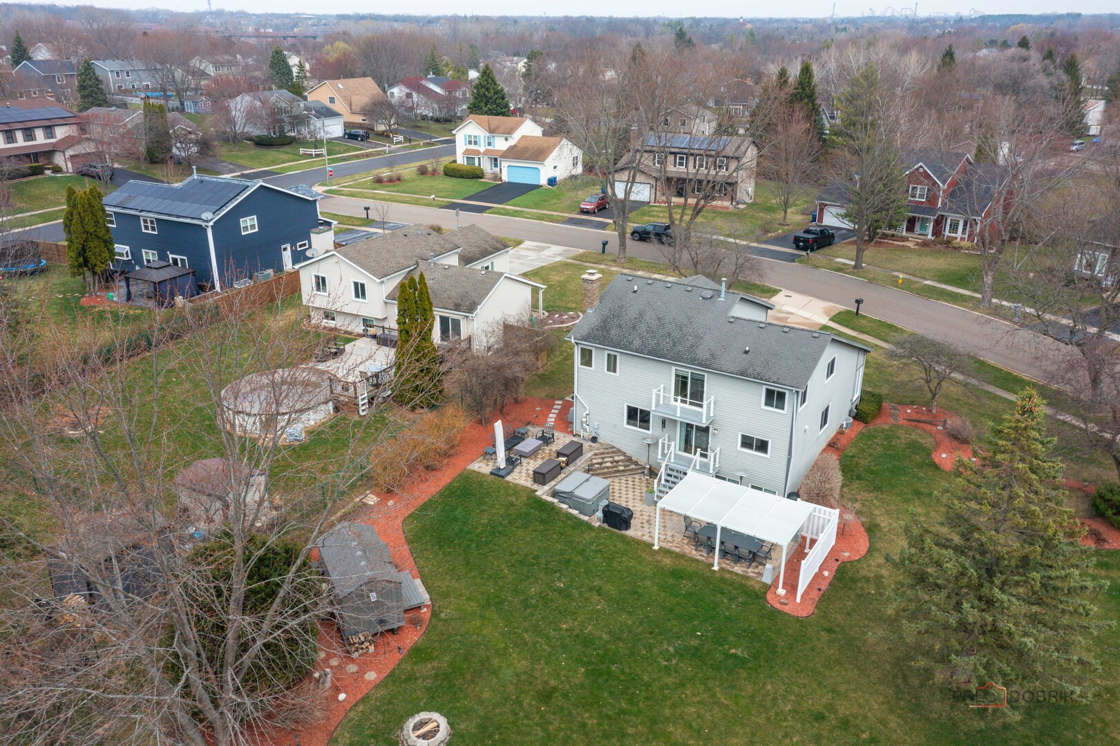 33124 N Shannon Drive, Grayslake, IL 60030