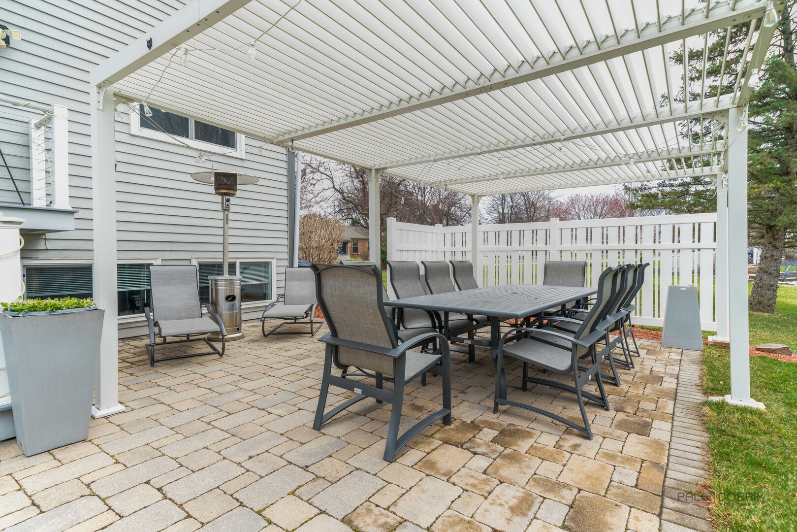 33124 N Shannon Drive, Grayslake, IL 60030