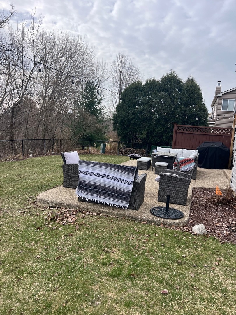 1656 Normandy Woods Court, Grayslake, IL 60030