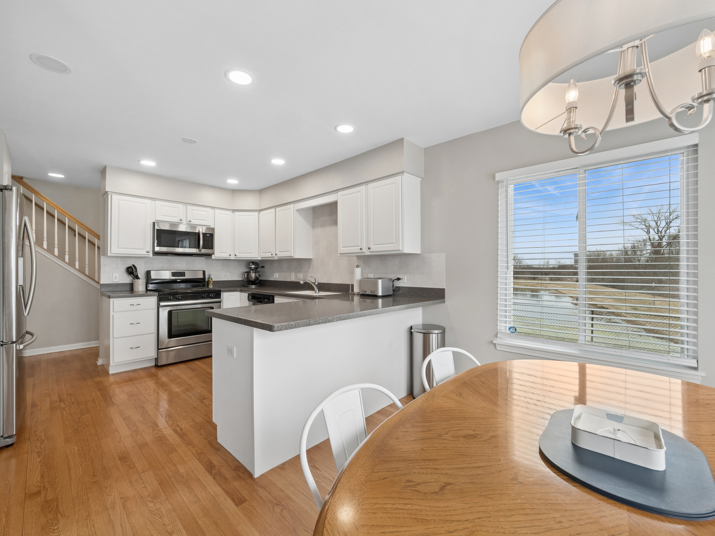 1656 Normandy Woods Court, Grayslake, IL 60030