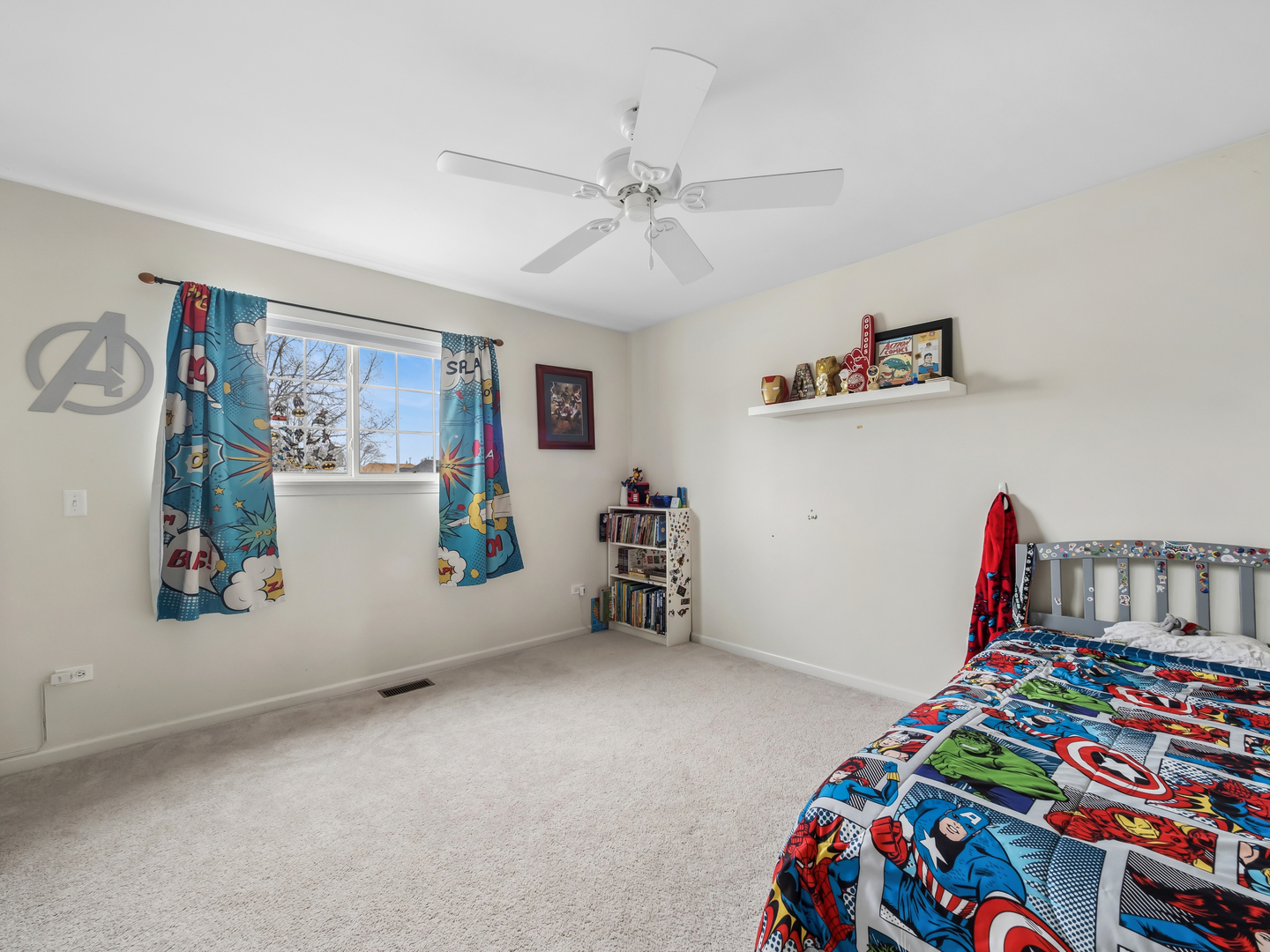 1656 Normandy Woods Court, Grayslake, IL 60030